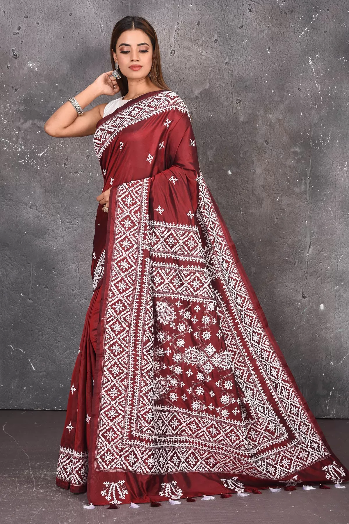 90N224 Maroon Pure Bangalore Silk Saree with White Gujarati Stitch Work