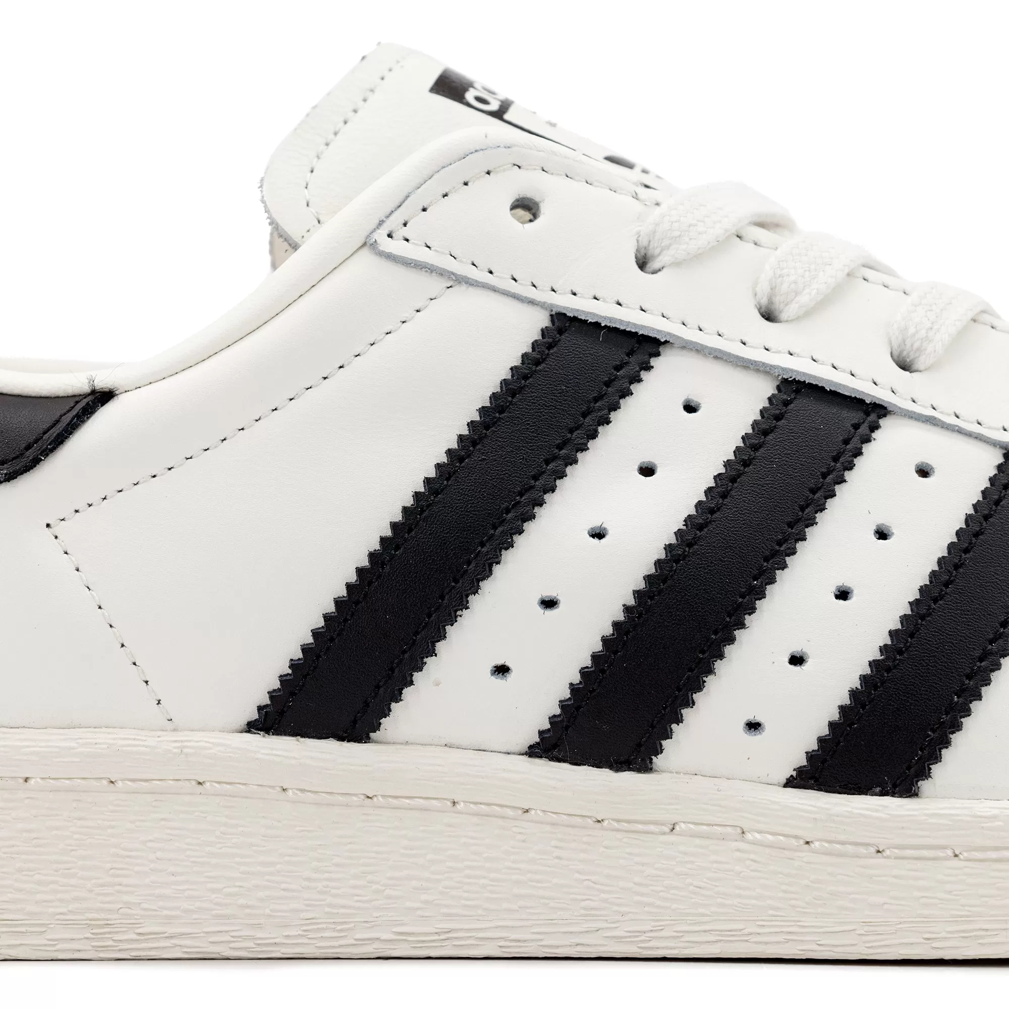 adidas Superstar 82 Cloud White/Core Black ID5961