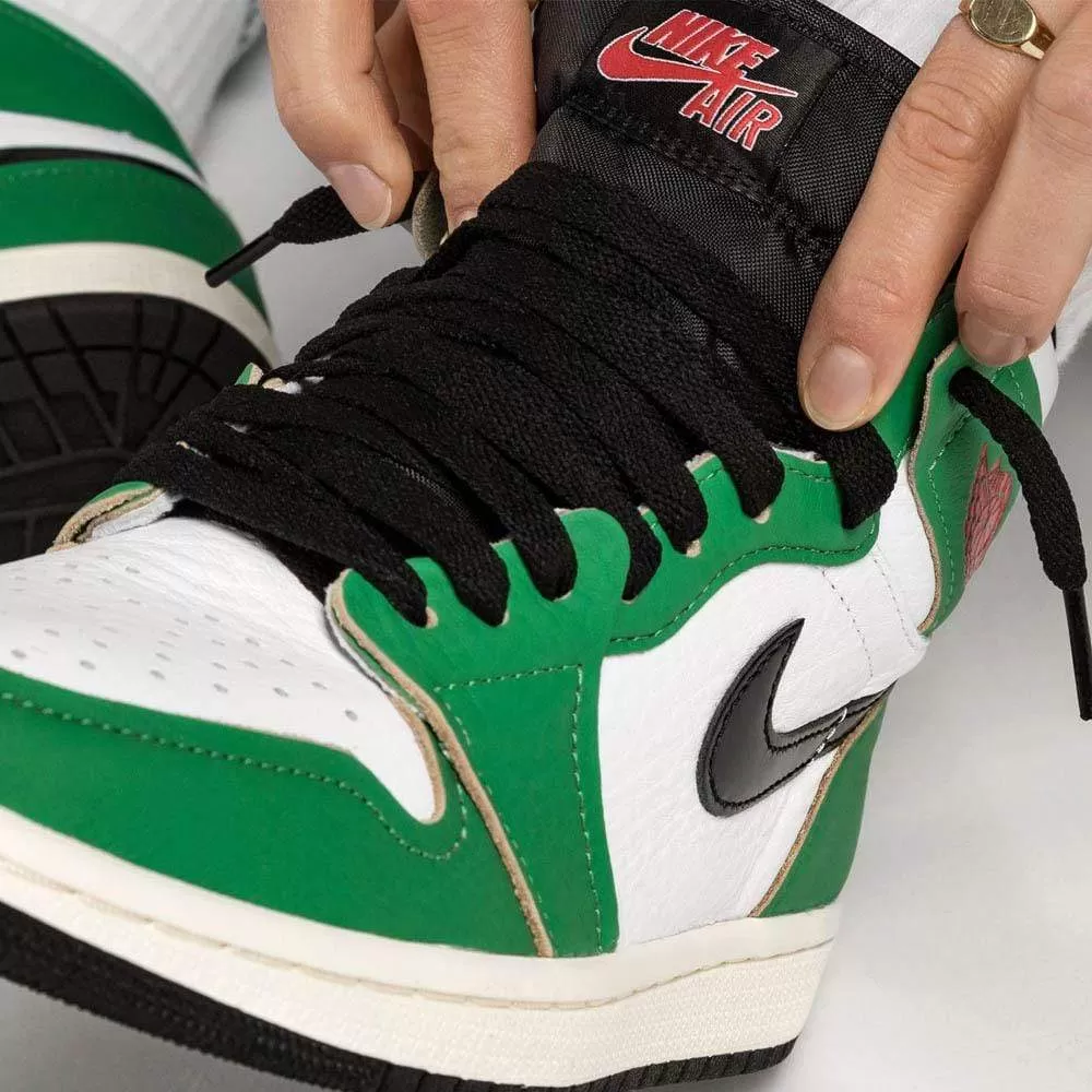 Air Jordan 1 Wmns Retro High OG 'Lucky Green'