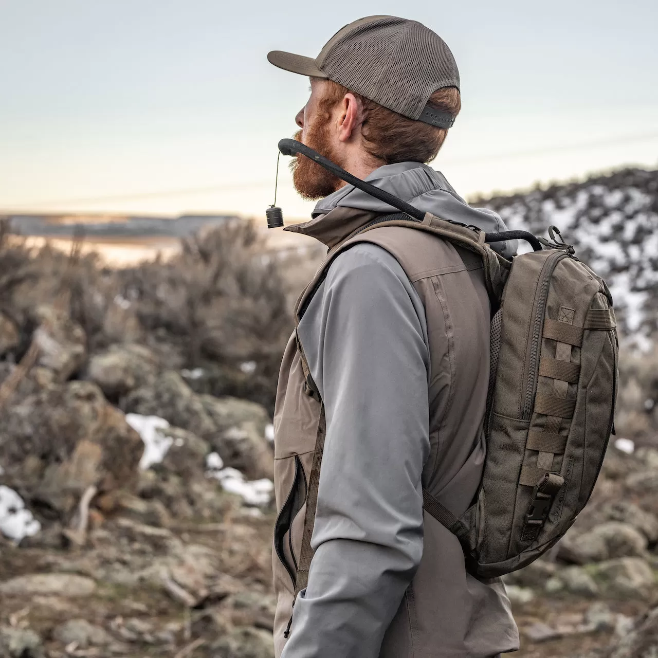 Dagger Hydration Pack