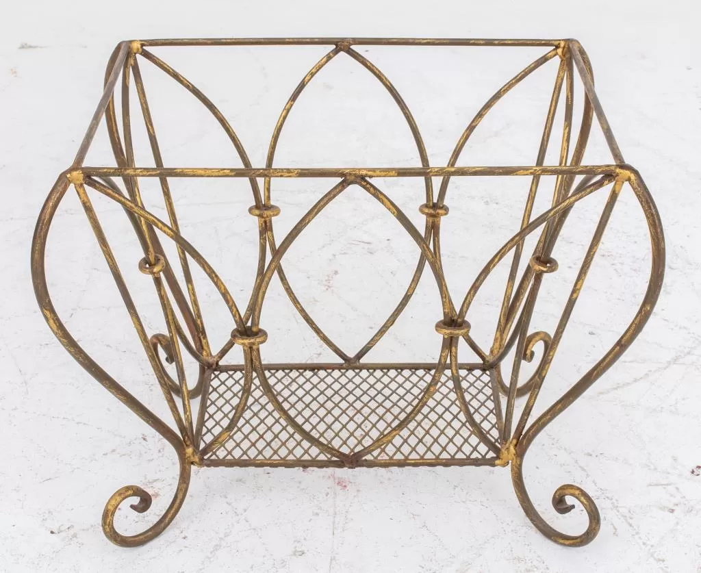 Decorative Wire Magazine Holder