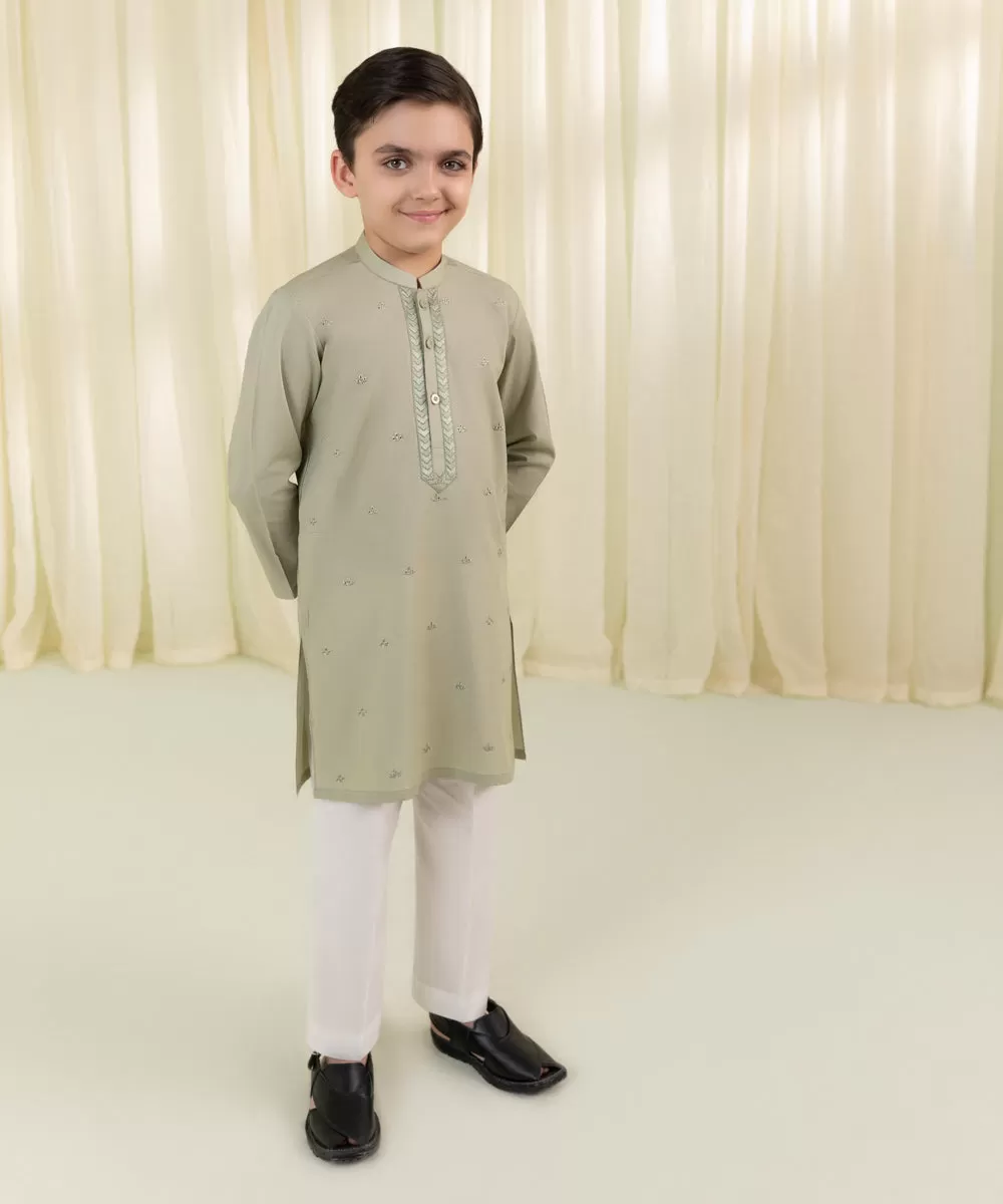 Embroidered Cambric Kurta