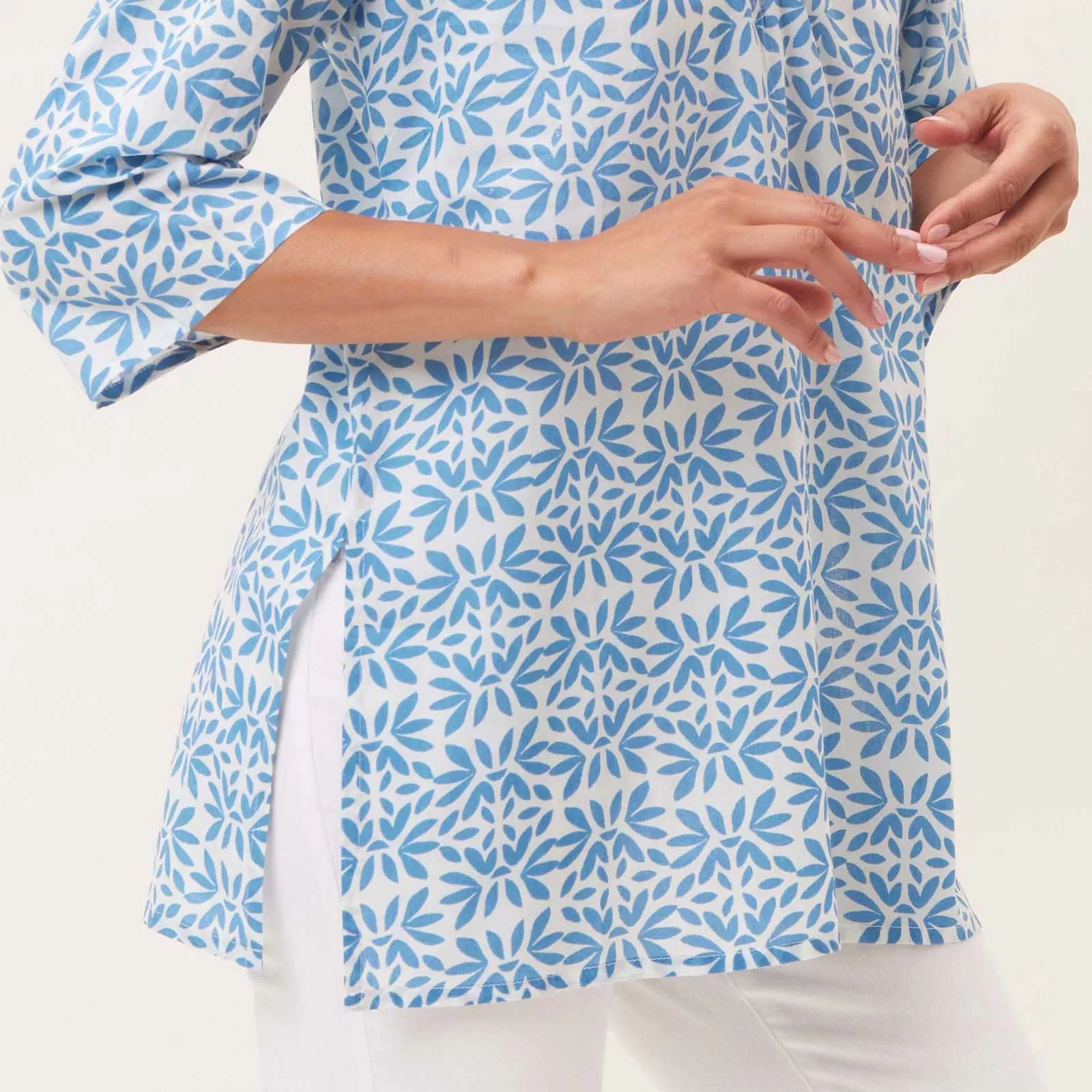 Flora Blue blu Cotton Embroidered Kurta Tunic