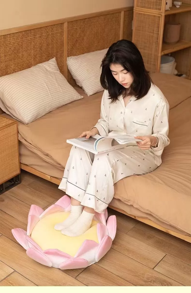 Lotus Cushion Plush - Kimi