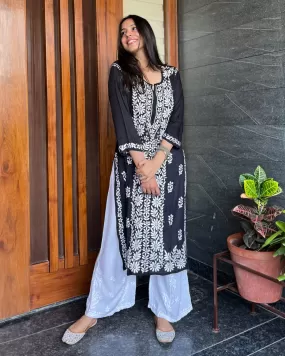 Nikhar Front Pannel Chikankari Kurti