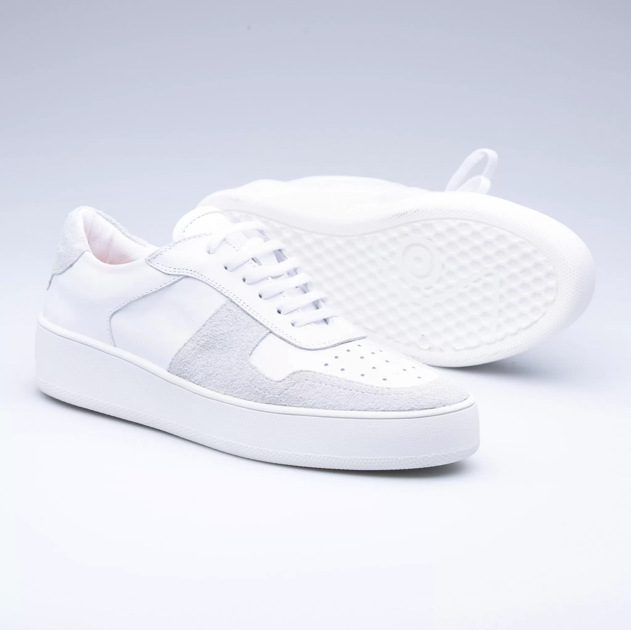 White Faty Casual Shoes